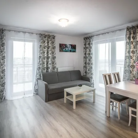 Bently - Double Bedroom Seaview דירה *